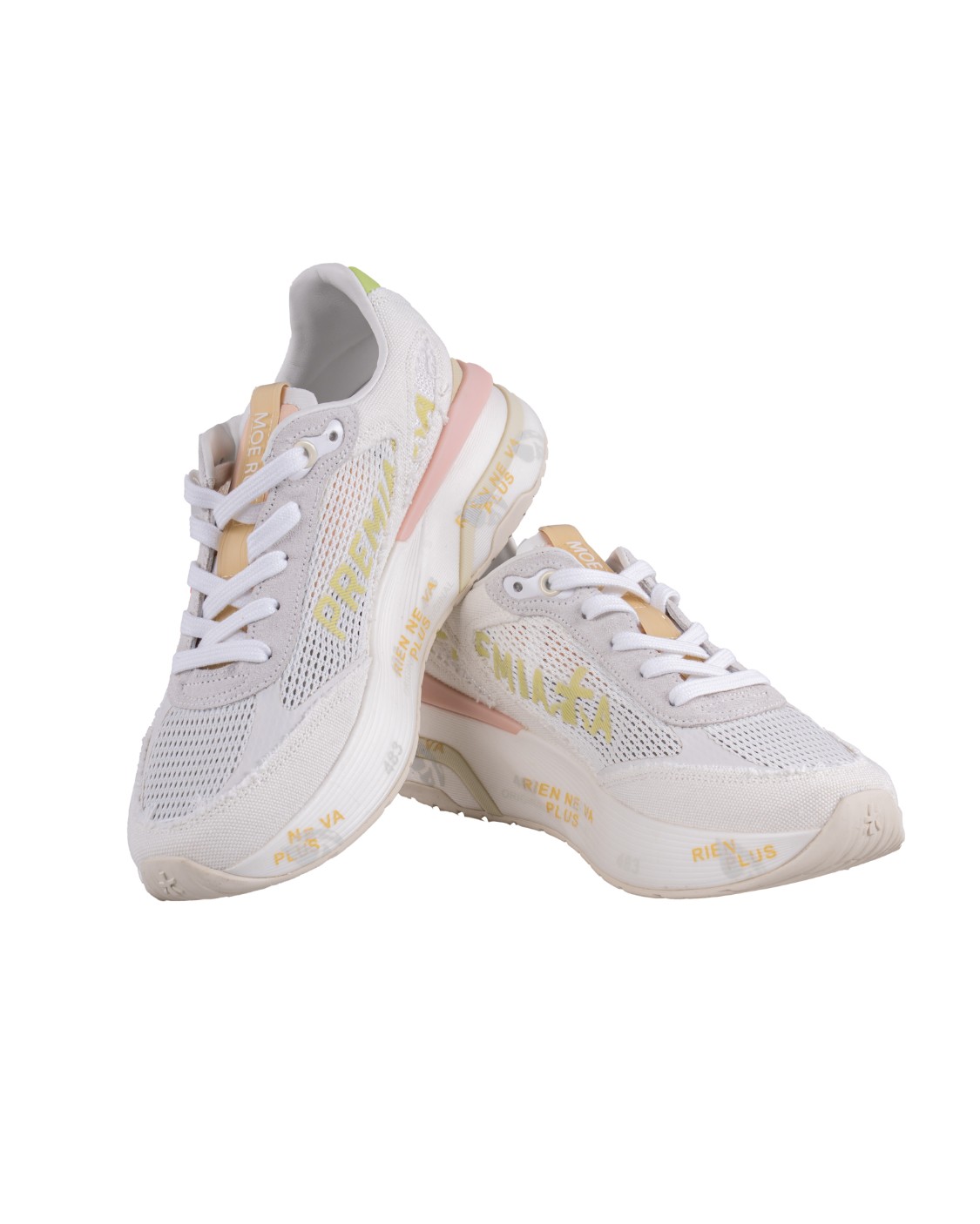 shop PREMIATA  Scarpa: Premiata Sneakers "Moerund 6736".
Sensazione ammortizzante data dall'innovazione del fondo.
Nuova silhouette ricca di dettagli: logo sul laterale esterno, scritta PREMIATA sul laterale interno e nome del modello sull'etichetta.
Altezza suola 4,5 cm.
Composizione: Suola: 70% PEBAX (APPARTIENE ALLA FAMIAGLIA EVA) 20% RUBBER 10% TPU UPPER: 50% PL 15% PU 5% EA 30% CALF LEATHER LINING: 86% GOAT LEATHER 14% PU
Made in Italy.. MOERUND-6736 number 6376524